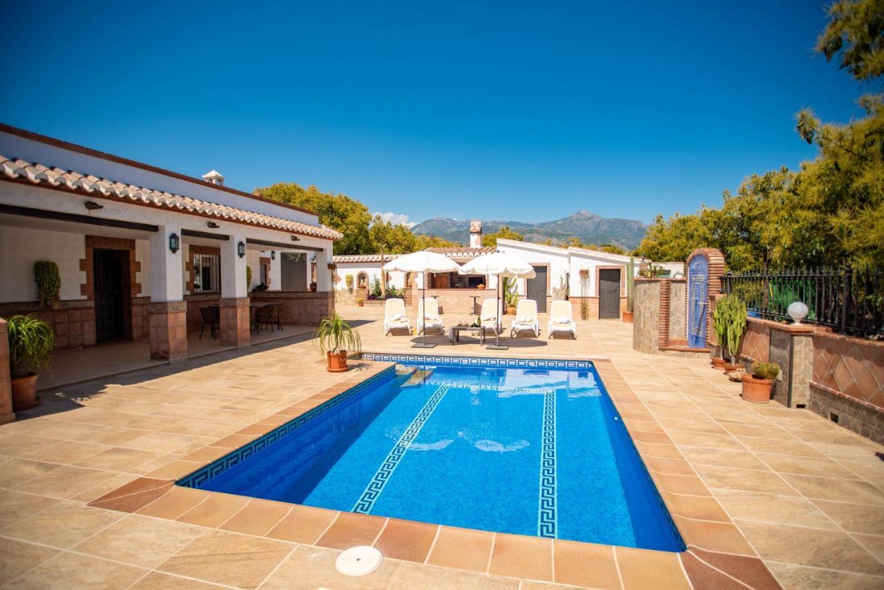 Casa Rural En Nerja Villa Ruisol By Centrall Alquileres Turisticos Exteriör bild